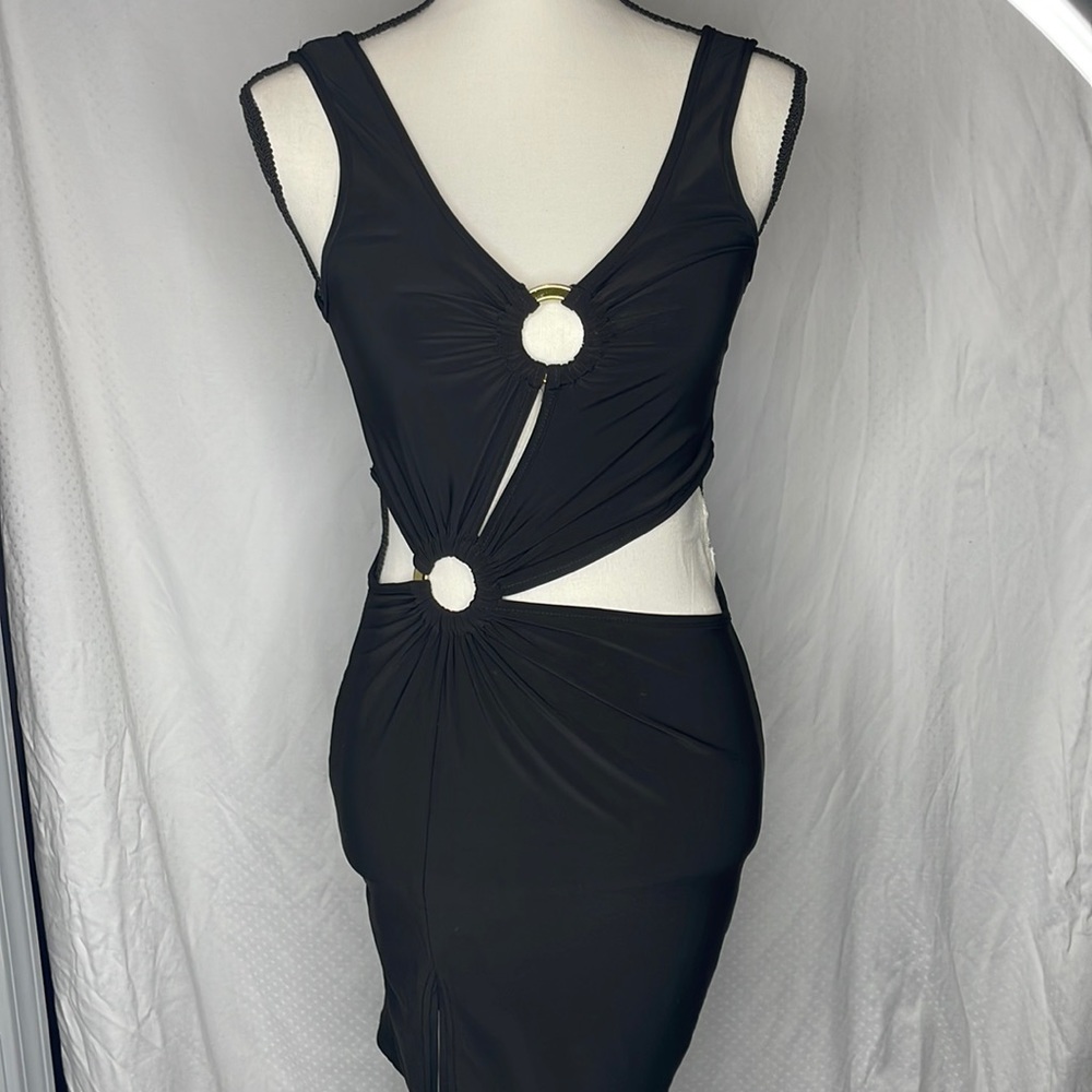 Prettylittlethings Black dress
